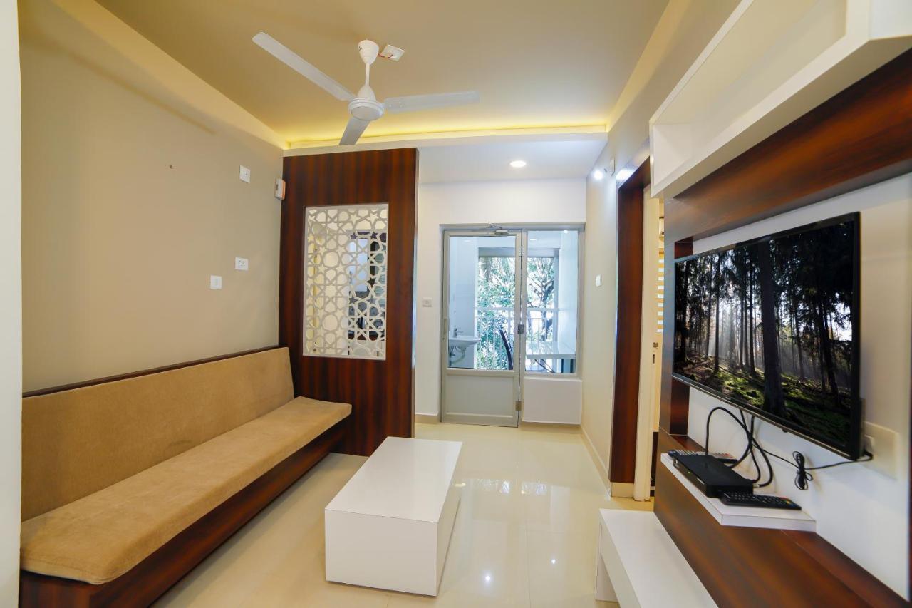Ambalath Maple Leaves Home Guruvāyūr Buitenkant foto